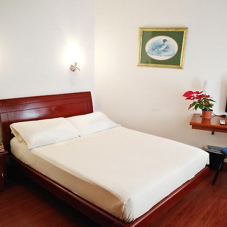 Teusaquillo Boutique Hotel Богота Экстерьер фото