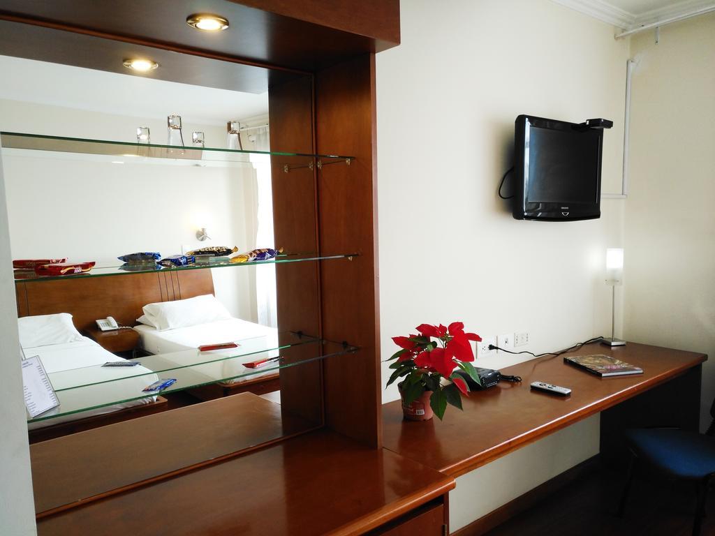 Teusaquillo Boutique Hotel Богота Экстерьер фото